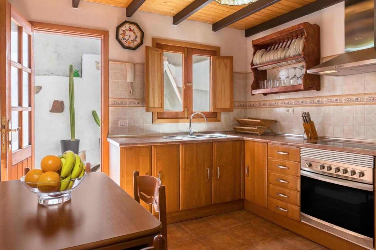 Casa La Huertecilla Villa La Sorrueda Ngoại thất bức ảnh